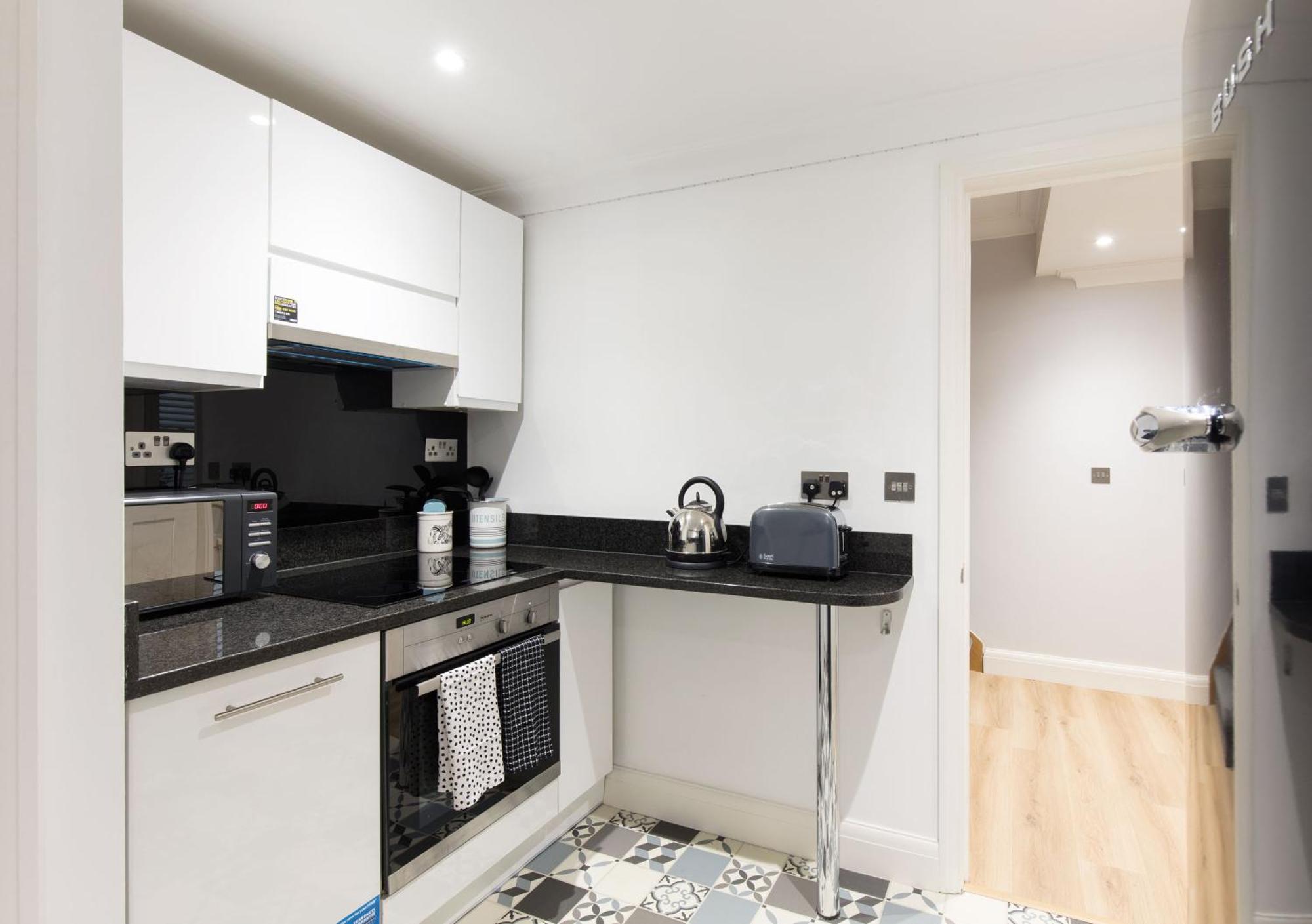 Spacious Quiet 4Bedrooms 6Beds House With Private Garage 5Min Walk To Paddington Station Londres Exterior foto